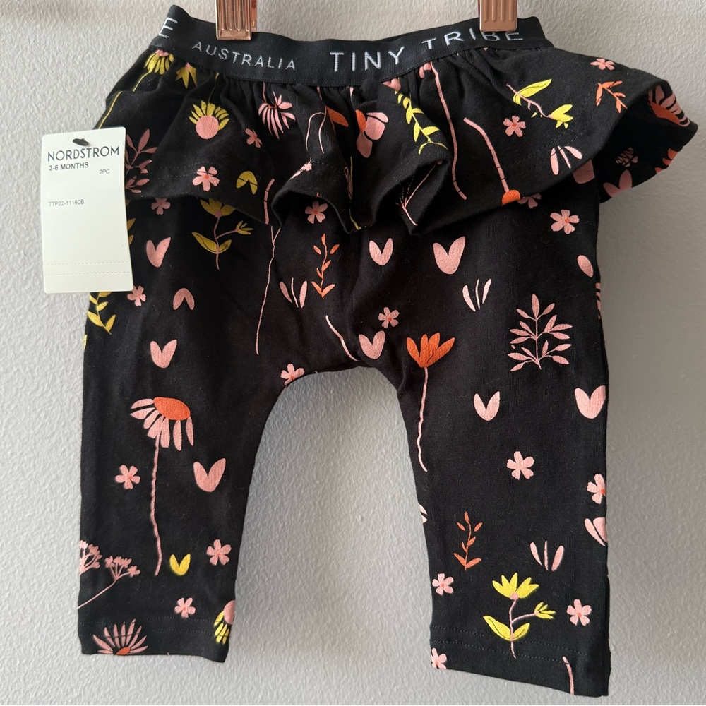 NWT Tiny Tribe Frill Leggings